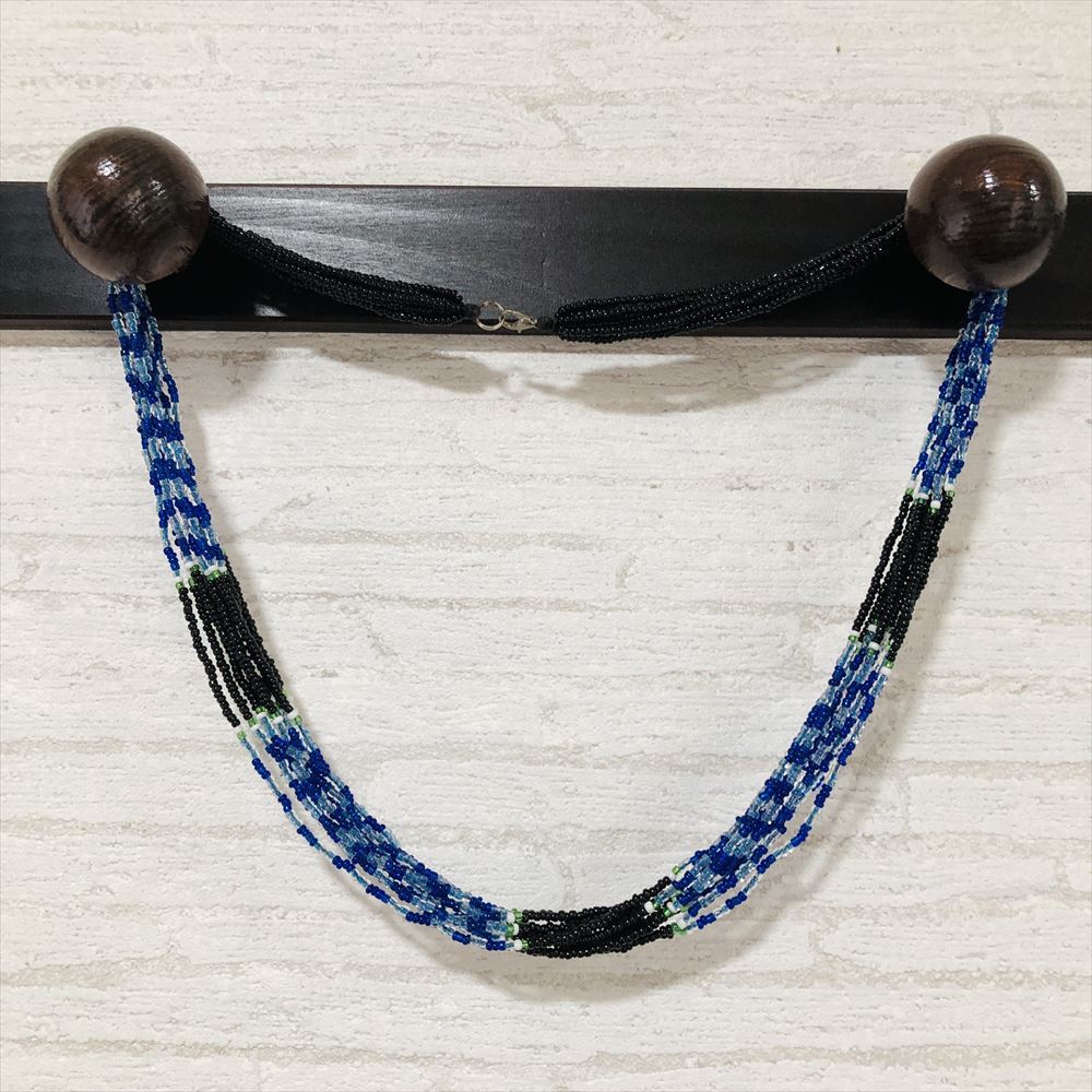 チン族　ガラスビーズネックレス　(Chin Glass Beads Necklace)